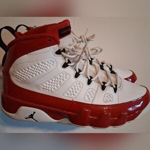Jordan 9 Retro